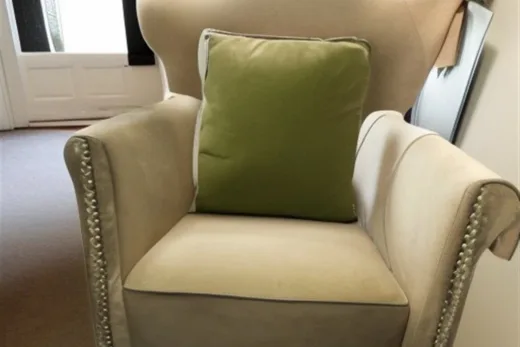 Jak wyczyścić krzesło tapicerowane